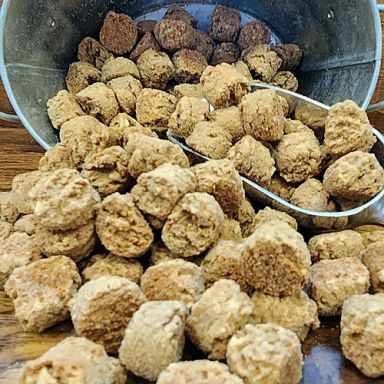 The Pound Bakery - Cheezy Chewies