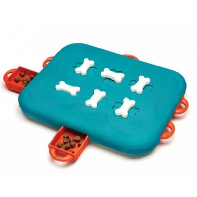 Outward Hound Casino Dog Puzzle - Level 3 Game